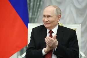 El presidente ruso, Vladímir Putin, en una imagen del 12 de junio de 2025. EFE/EPA/SERGEY BULKIN / SPUTNIK / KREMLIN POOL MANDATORY CREDIT
