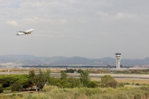 Imagen de archivo del aeropuerto de Barcelona.EFE/Quique García