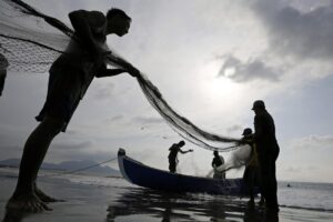 Imagen de archivo de pescadores en Aceh (Indonesia). EFE/Hotli Simanjuntak