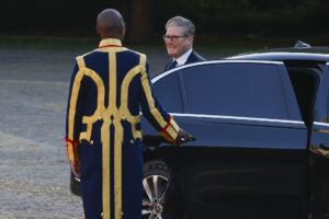 El primer ministro británico, Keir Starmer, a su llegada este miércoles a la cumbre de la OTAN en La Haya EFE/ J.J. Guillen