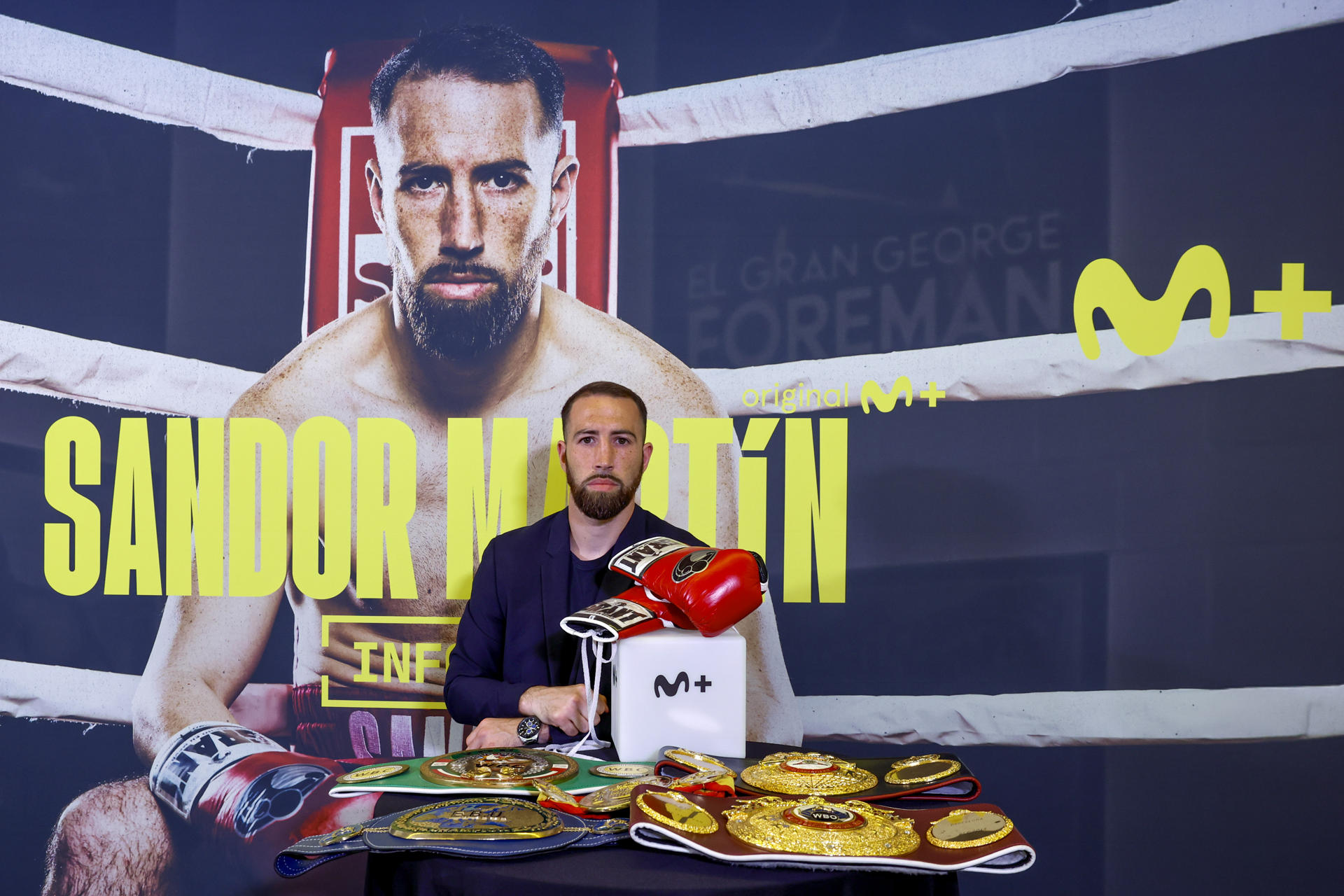 El boxeador Sandor Martín (Barcelona, 1993) afirma con convicción en una entrevista con EFE que no se retirará sin el cinturón de campeón del mundo en su palmarés, un título por el que optó el pasado marzo ante el dominicano Alberto Puello y que confía en conquistar ya sea en 2026 o más adelante. EFE/Toni Albir