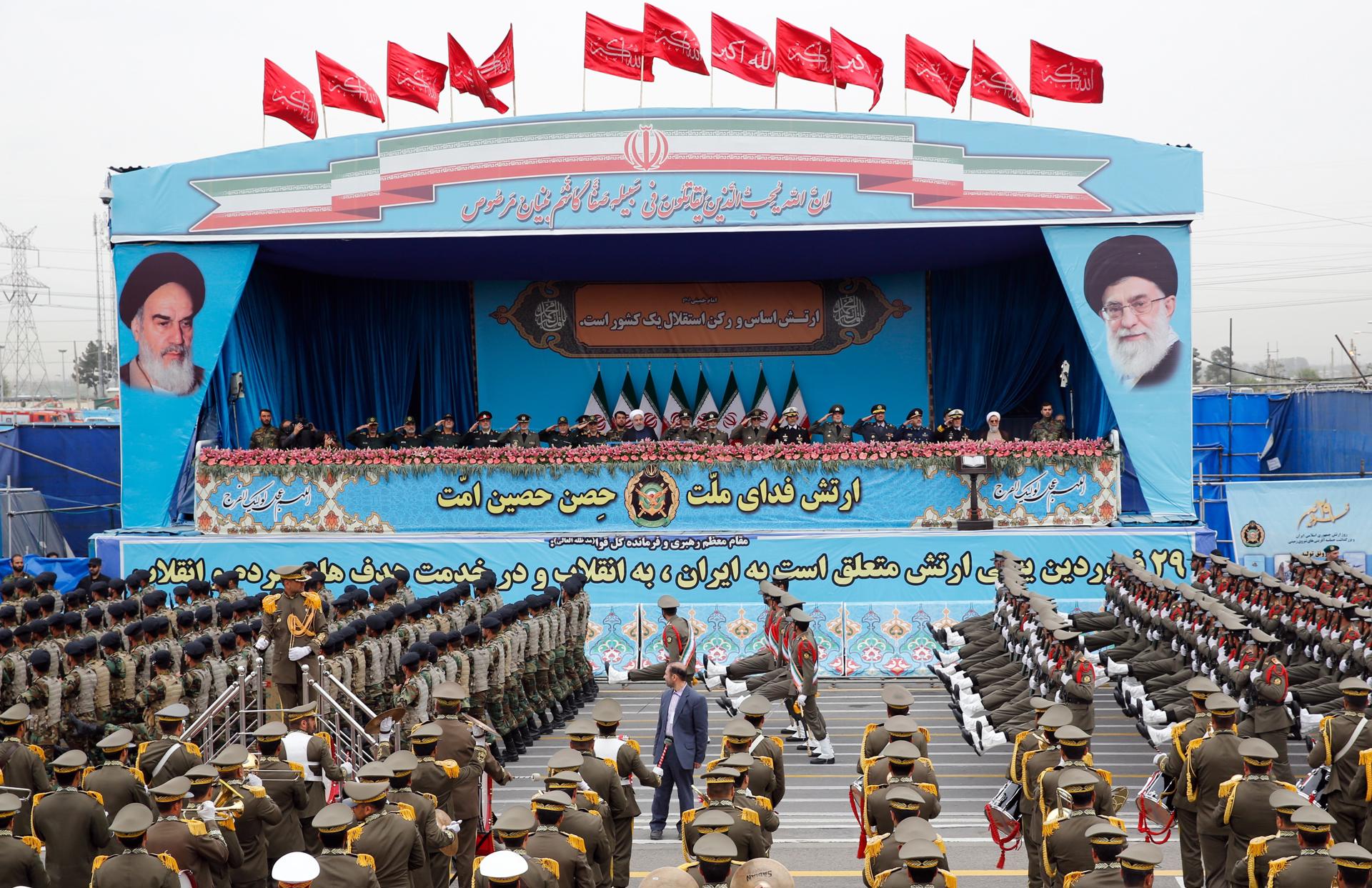 Un acto de la Guardia Revolucionaria iraní en una foto de archivo. EFE/ Abedin Taherkenareh