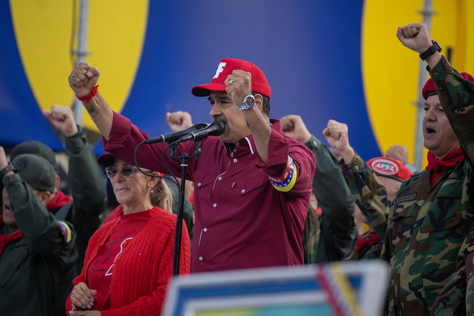 El líder chavista Nicolás Maduro (c) habla en Caracas (Venezuela), en una fotografía de archivo. EFE/ Rayner Peña R