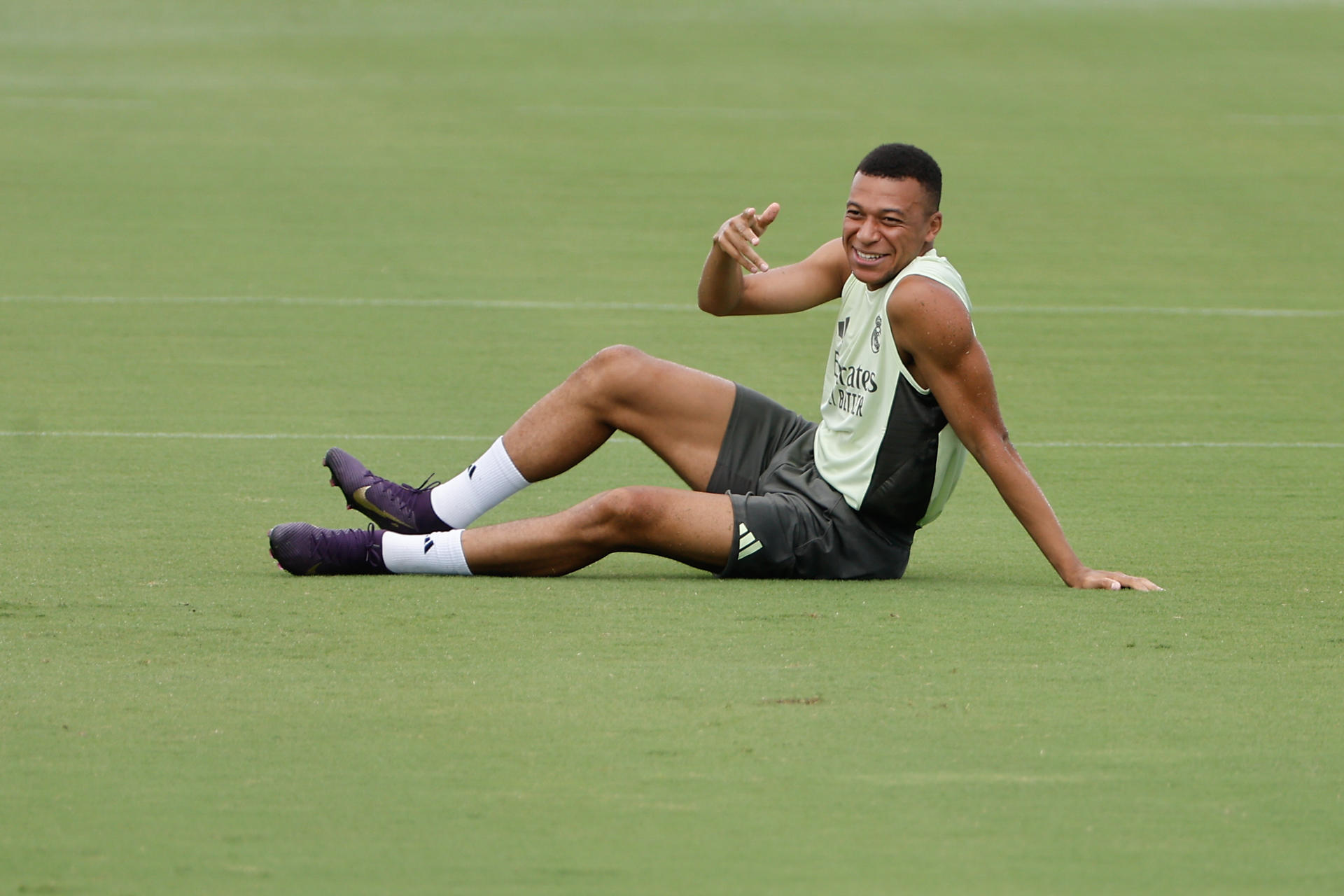 Kylian Mbappé, de Real Madrid, participa en un entrenamiento en The Gardens North County District Park, de Palm Beach, Florida (Estados Unidos). EFE/ Juan Ignacio Roncoroni