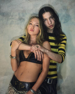 Imágenes cedidas por Zara de la colección "Festival" diseñada por Kate Moss y Bobby Gillespie, protagonizada por los hijos de ambos, Lila y Lux. SOLO USO EDITORIAL