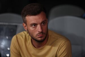El entrenador del Porto, Martin Anselmi en la previa del partido en el que su equipo enfrentó al Al Ahly en el Mundial de Clubes. EFE/JUSTIN LANE