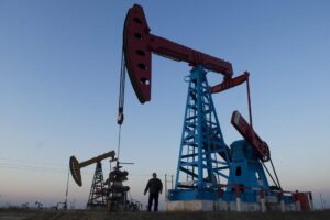Fotografía de archivo que muestra la plataforma petrolífera de Gudong, en Dongying (China). EFE/Wu Hong