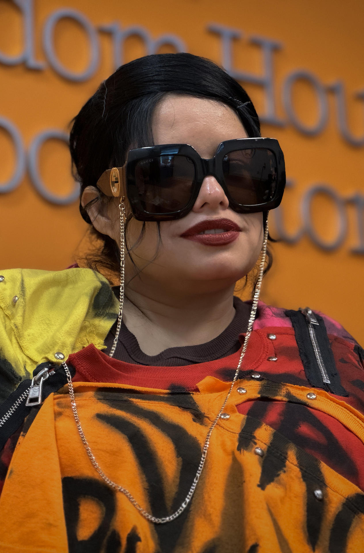 La cantante mexicana Amandititita, posa durante una entrevista con EFE este viernes, en Ciudad de México (México). EFE/ Ana Baez