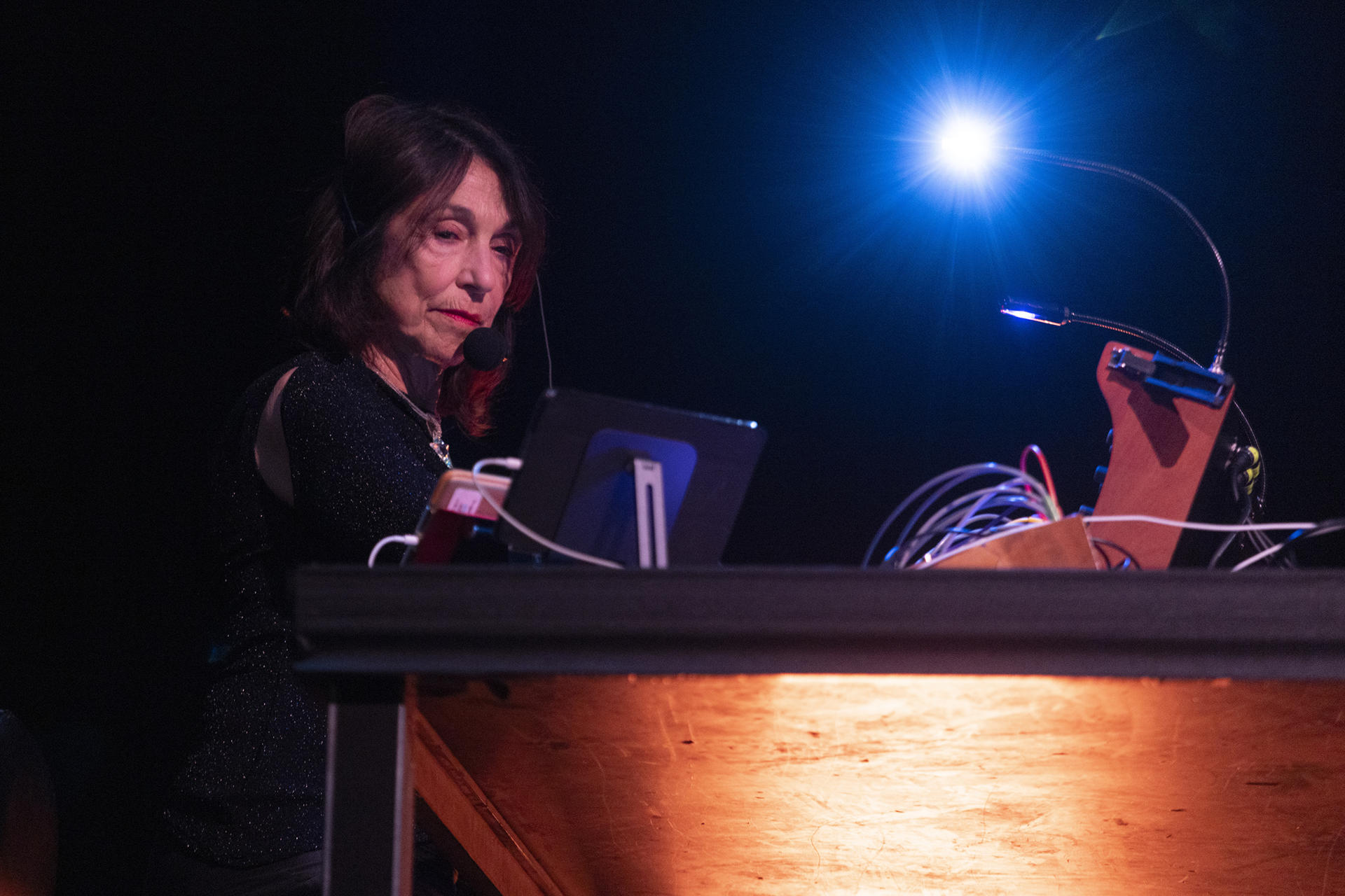 La compositora y pianista estadounidense Suzanne Ciani en la última jornada del Sonar, este sábado en Barcelona. EFE/ Marta Pérez