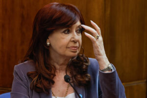 Fotografía de archivo de la expresidenta de Argentina, Cristina Fernández (2007-2015). EFE/ Juan Igancio Roncoroni