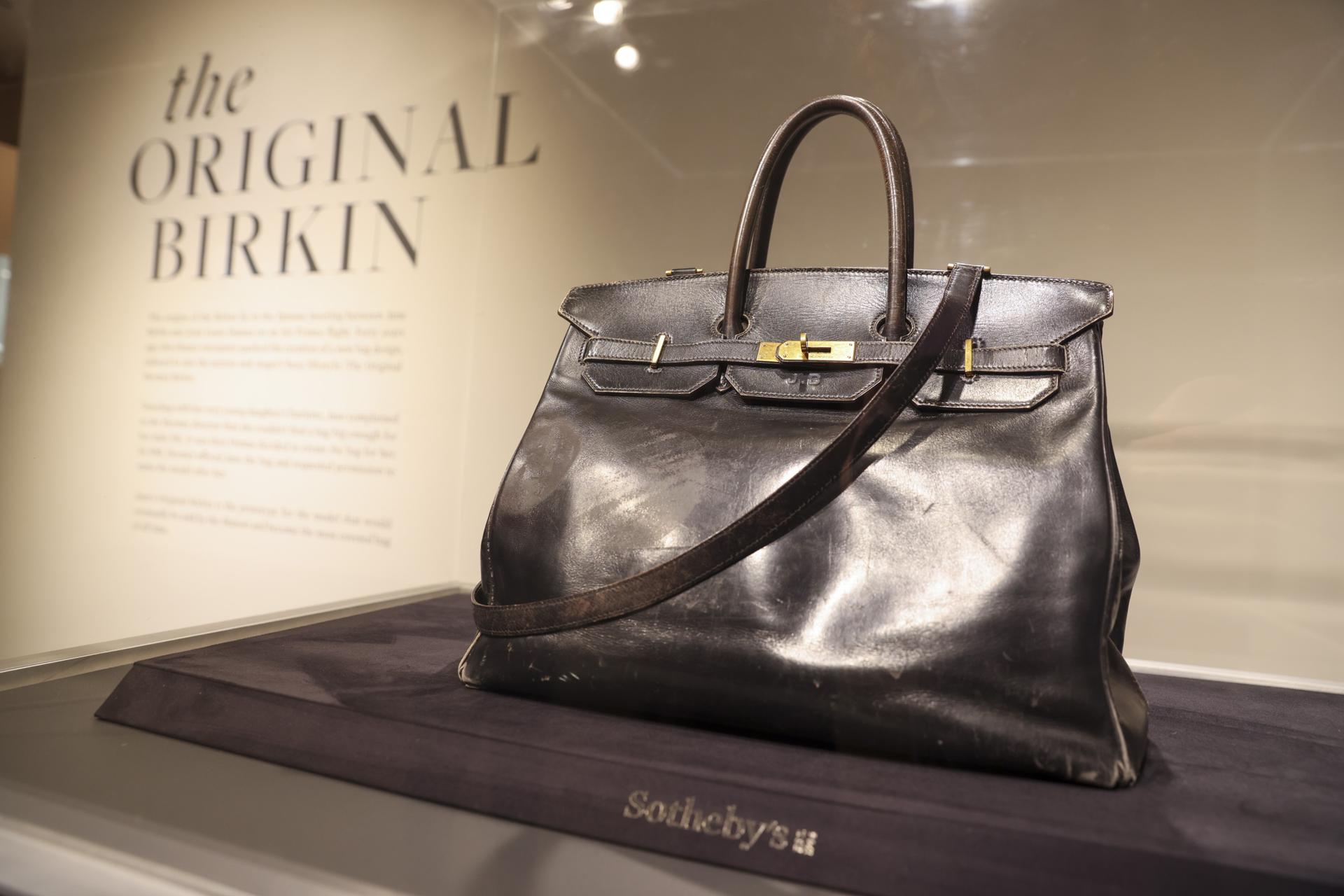 El 'bolso Birkin' de la casa francesa Hermès. EFE/EPA/SARAH YENESEL