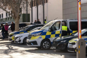 El Ayuntamiento de Granada ha cambiado de destino a tres agentes de la Policía Local del Grupo de Mujer y Menor (Grumume) a los que la Secretaría de Estado de Seguridad les ha retirado el acceso al sistema VioGen por posibles entradas injustificadas a esta herramienta para víctimas de maltrato. EFE/ Miguel Angel Molina