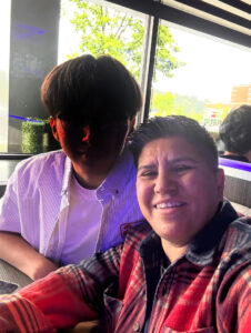 Fotografía cedida por Yanderic Zuñiga donde aparece la mexicana Yesenia Muñoz, de 51 años, que fue arrestada el pasado 20 de mayo en una redada en su lugar de trabajo en Kent, una pequeña ciudad vecina de Seattle, en el estado de Washington.  EFE/Yanderic Zuñiga