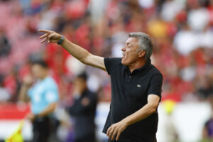 Domenec Torrent, entrenador de Rayados. EFE/ Francisco Guasco