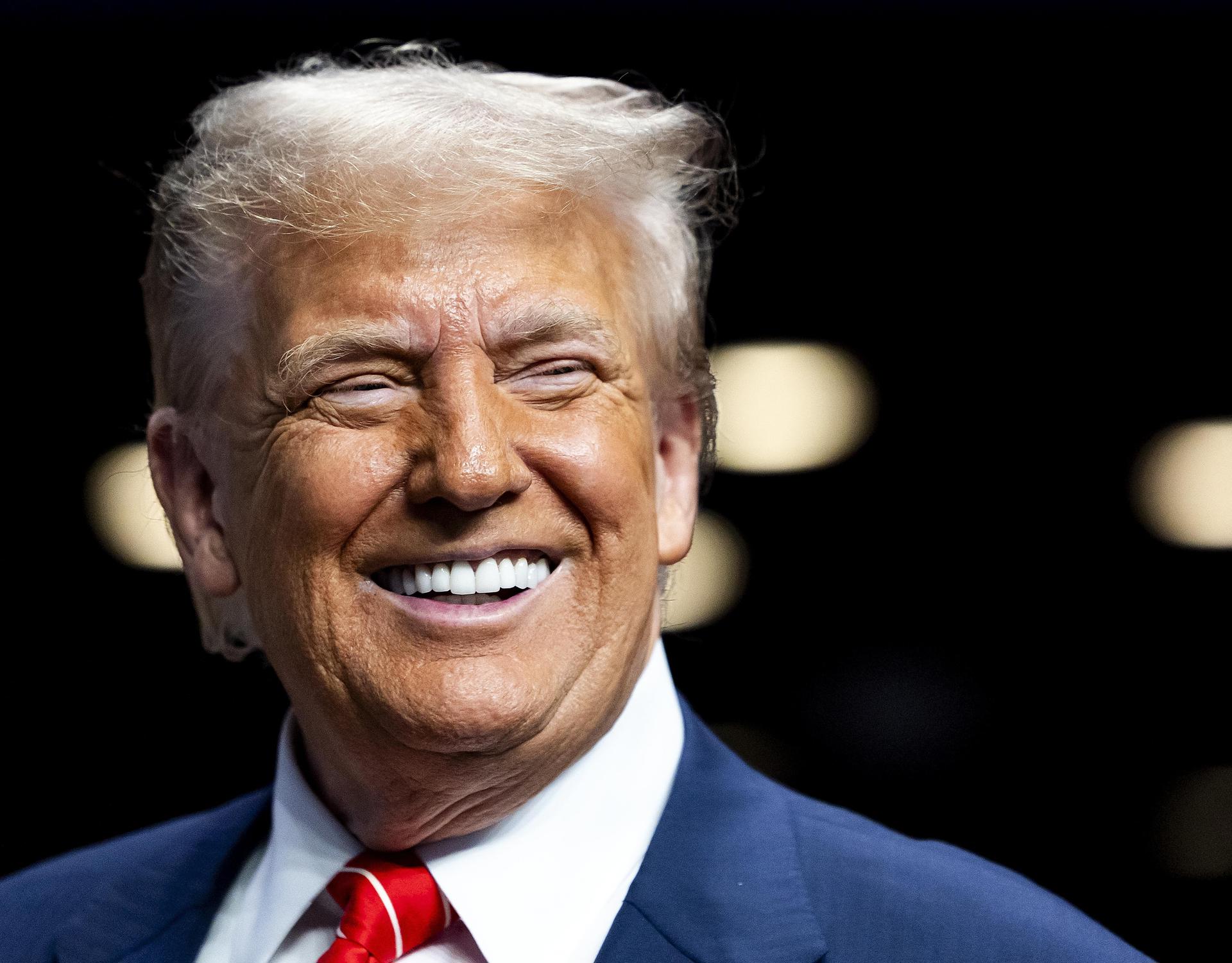 El presidente estadounidense, Donald Trump, durante la cumbre de la OTAN. EFE/EPA/REMKO DE WAAL