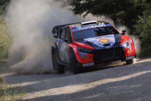 El estonio Ott Tänak (Hyundai i20). EFE/EPA/ACHILLEAS CHIRAS