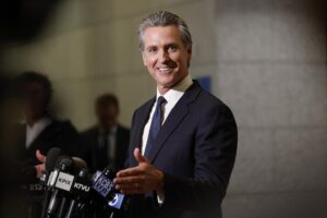 El gobernador de California (EE.UU.), Gavin Newsom, en una foto de archivo. EFE/EPA/JOHN G. MABANGLO