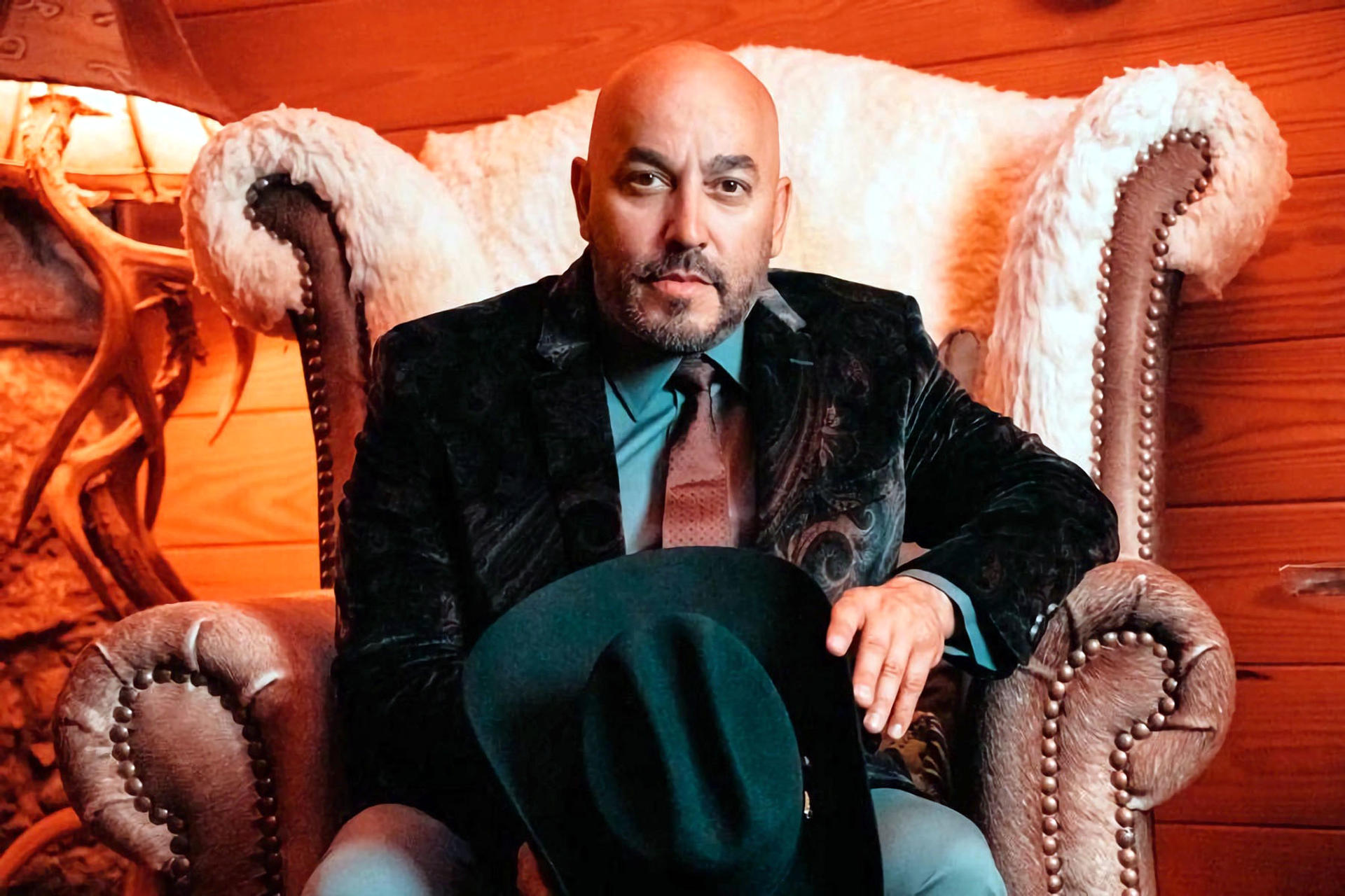 Fotografía cedida del cantante mexicano Lupillo Rivera. EFE/ Penguin Random House
