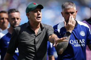 El entrenador brasileño Renato Gaúcho destacó este lunes el talento del fútbol brasileño, que ha clasificado a dos representantes para la fase de cuartos de final del Mundial de Clubes: Palmeiras y hoy su equipo, Fluminense. EFE/EPA/JACOB KUPFERMAN