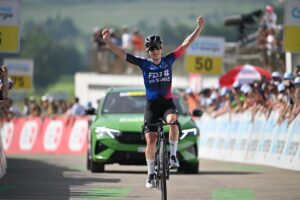 La neerlandesa Amber Kraak, del Team FDJ-SUEZ, gana la segunda etapa del Tour de Suiza. EFE/EPA/GIAN EHRENZELLER