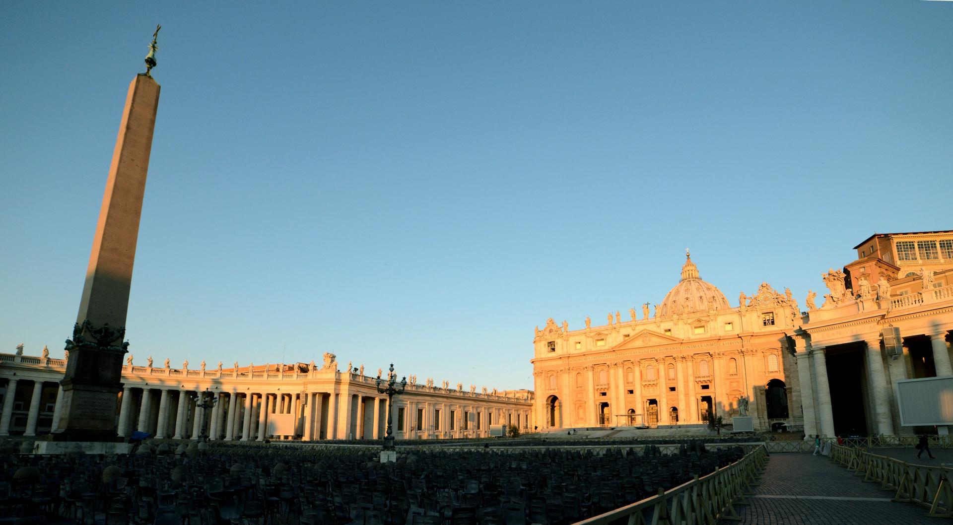 Vista de archivo la Plaza de San Pedro en la Ciudad del Vaticano. EFE/Radek Pietruszka