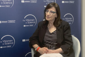 Entrevista a María Teresa Dova, física de partículas y campos, galardonada con el premio internacional l'Oréal-UNESCO "Mujeres en la Ciencia 2025" representando América Latina y el Caribe. EFE/Isabel Rodríguez Ramiro