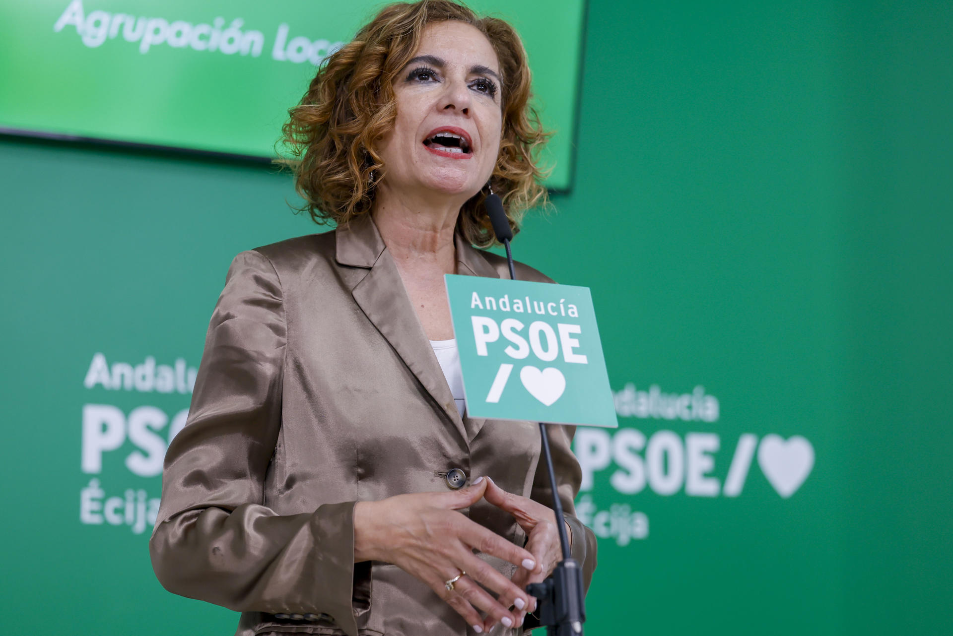 La vicesecretaria general del PSOE y secretaria general del PSOE de Andalucía, María Jesús Montero, en un acto este pasado domingo en Écija (Sevilla). EFE/ José Manuel Vidal