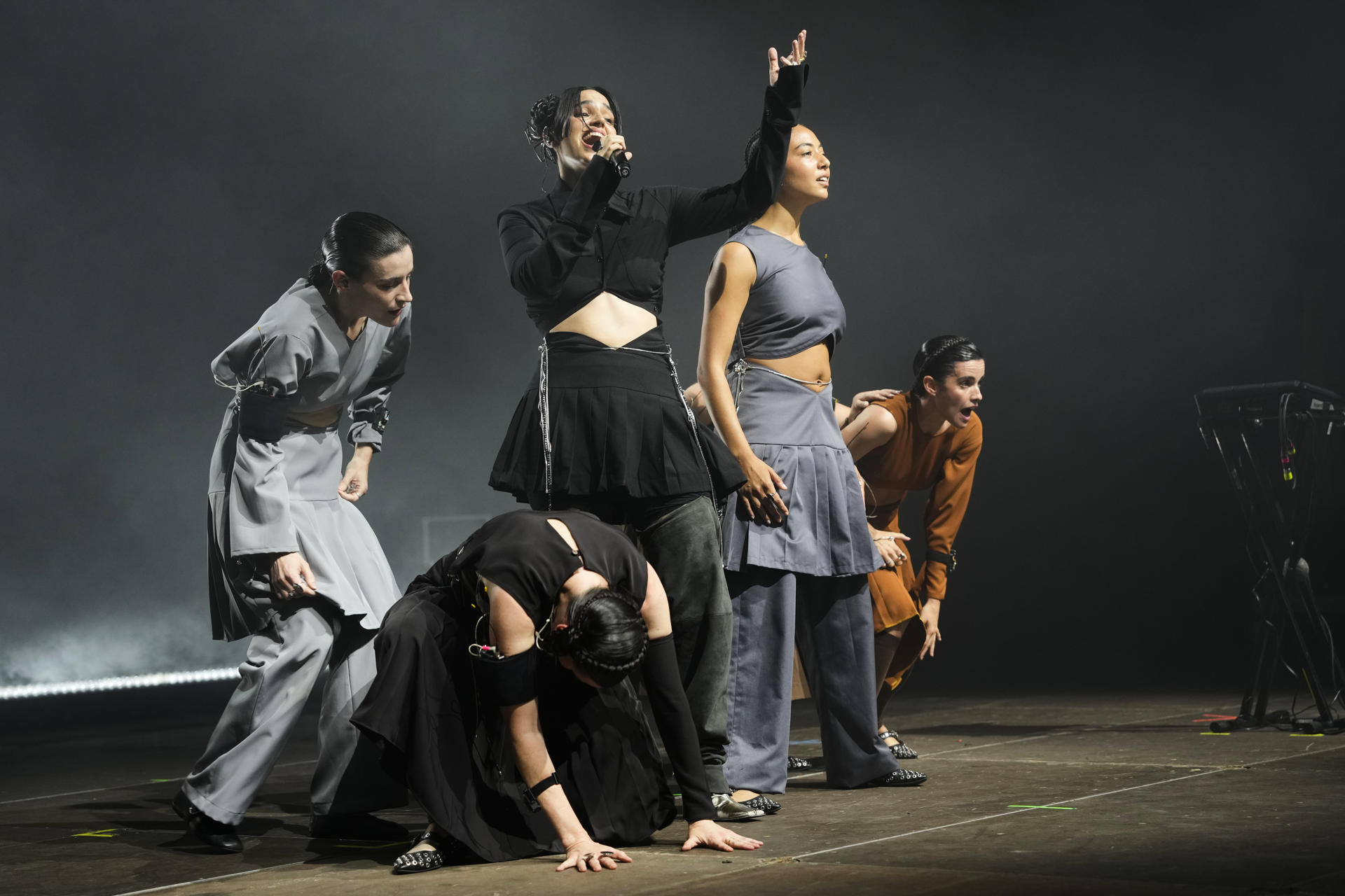 La cantante badalonesa Maria Arnal presenta 'Ama', su primer disco en solitario durante el concierto ofrecido en la segunda jornada del Sónar Festival, celebrada este viernes en Barcelona. EFE/Alejandro García
