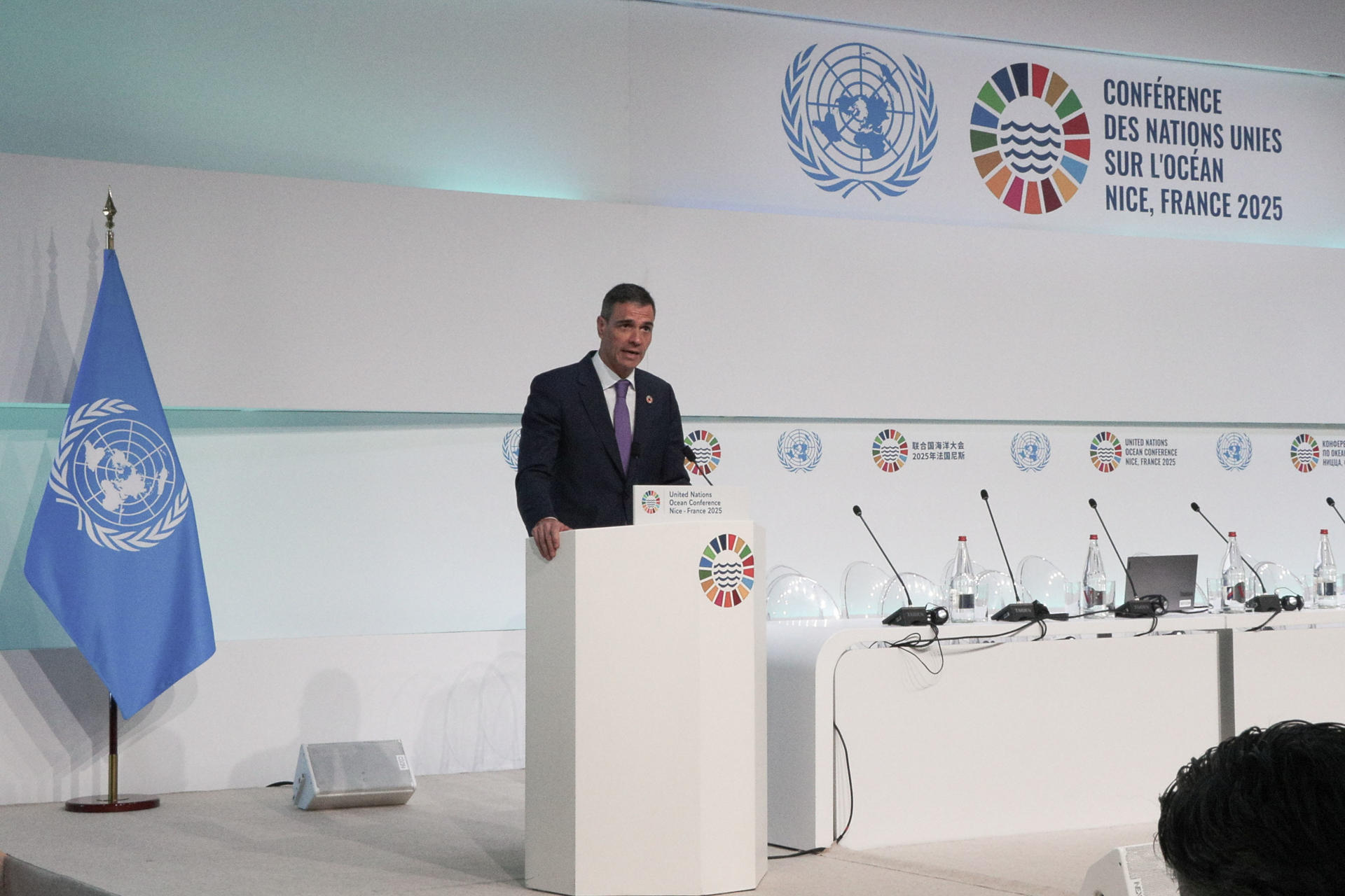 El presidente del Gobierno de España, Pedro Sánchez, participa en un acto sobre el Pacto europeo de los Océanos, con motivo de la Cumbre de la ONU sobre los Océanos, que tiene lugar en la ciudad francesa de Niza. EFE/ Edgar Sapiña Manchado