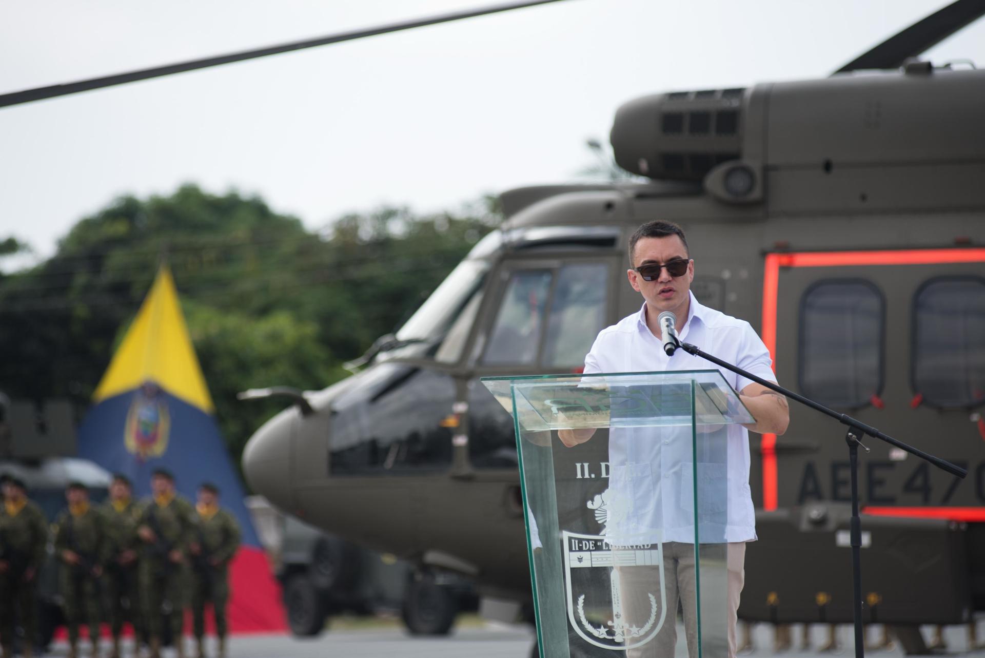 Fotografía cedida por el Ministerio de Defensa del presidente de Ecuador, Daniel Noboa, durante un acto este lunes, en Guayaquil (Ecuador). EFE/ Ministerio de Defensa
