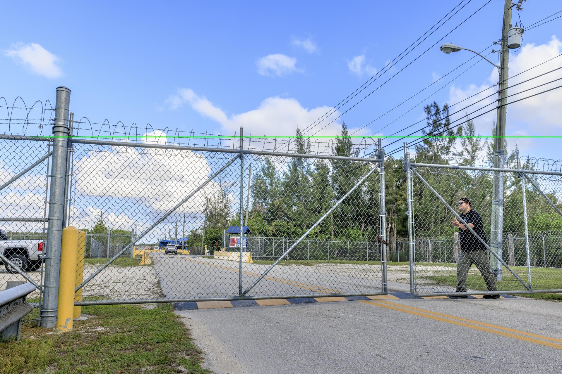 Fotografía de las instalaciones del centro de detención de Inmigración y Control de Aduanas (ICE), en Miami, Florida, EE. UU. EFE/CRISTOBAL HERRERA-ULASHKEVICH