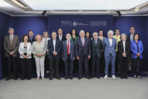 El jurado del Premio Princesa de Asturias de Investigación Científica y Técnica 2025, presidido por Pedro Echenique (5d ), se reúne en Oviedo este miércoles para iniciar las deliberaciones de un galardón que se fallará mañana jueves EFE/ J.L.Cereijido
