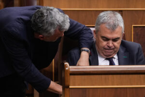 El diputado socialista Santos Cerdán durante el pleno celebrado este jueves en la Cámara Baja. EFE/ Borja Sánchez-Trillo