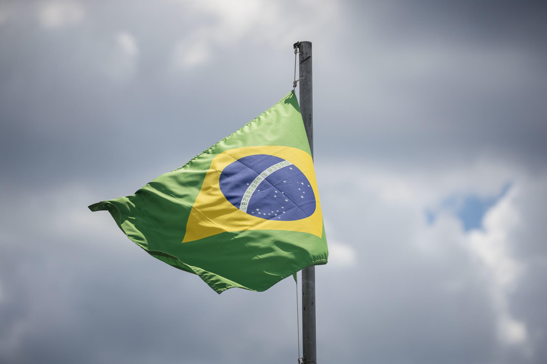 Fotografía del 7 de noviembre del 2024 donde se observa una bandera de Brasil. EFE/ Miguel Gutiérrez