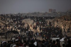 Imagen de refugiados palestinos en el oeste de Jabalia, el 22 de junio de 2025. EFE/EPA/HAITHAM IMAD