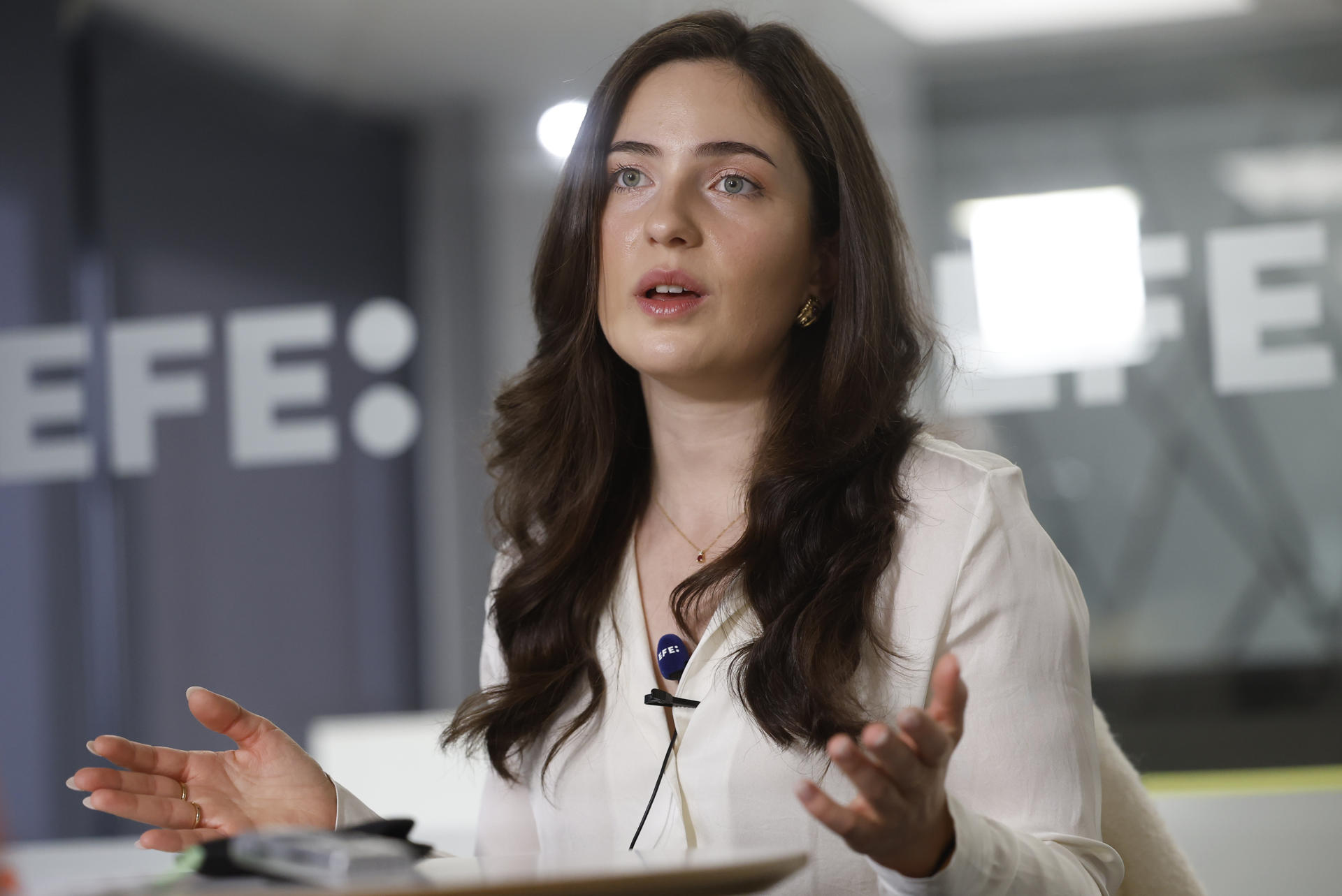 Gabriela Asturias, que ha sido reconocida en España con el Premio Internacional Princesa de Girona en la categoría de Investigación, cruzó fronteras para formarse en Estados Unidos como médica, investigadora y emprendedora, pero nunca rompió el hilo que la ataba a Guatemala y devolver al país centroamericano una parte de su formación y de su empeño por democratizar el acceso a la salud de todas las sociedades, por vulnerables que sean. EFE/ Juan Carlos Hidalgo
