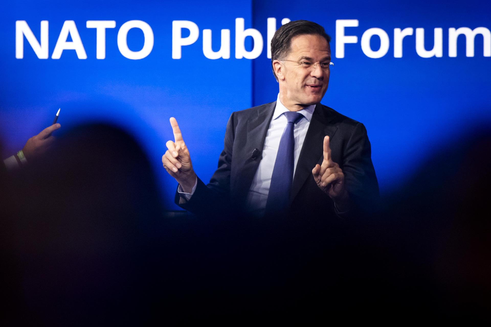 El secretario general de la OTAN, Mark Rutte, este martes en un foro organizado antes de la cumbre de líderes de la OTAN que se celebra entre hoy y el miércoles en La Haya.EFE/EPA/IRIS VAN DEN BROEK
