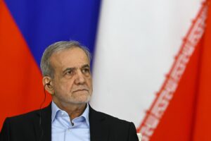 Imagen de archivo del presidente iraní, Masoud Pezeshkian. EFE/EPA/EVGENIA NOVOZHENINA / POOL