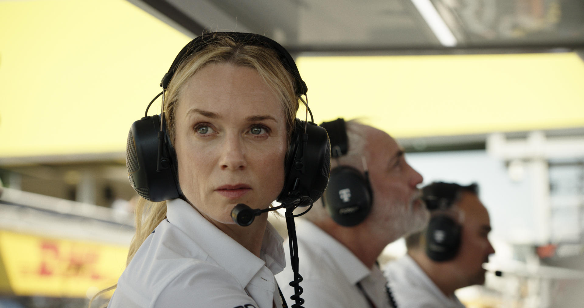 La actriz irlandesa Kerry Condon, que interpreta a la ingeniera jefe Kate, en una escena de la película 'F1' llega el viernes a los cines españoles con el objetivo de convertirse en el taquillazo del verano, aprovechando el tirón de Brad Pitt y el buen juego que da el deporte en el cine. EFE/ Warner Bros. Pictures / Apple Original Films/scott Garfield SOLO USO EDITORIAL/SOLO DISPONIBLE PARA ILUSTRAR LA NOTICIA QUE ACOMPAÑA (CRÉDITO OBLIGATORIO)