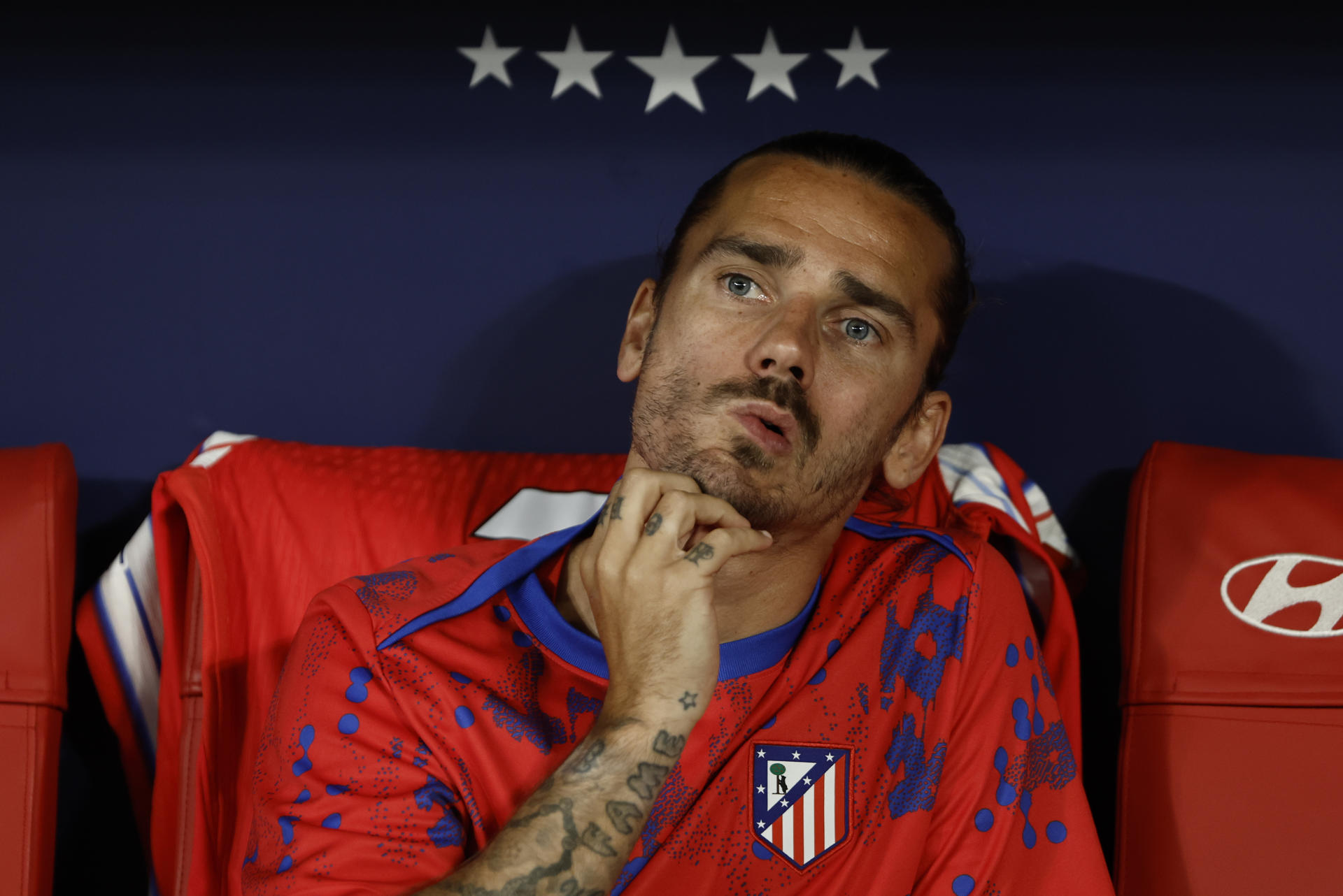 Griezmann, en el banquillo en una foto de archivo. EFE/Sergio Pérez