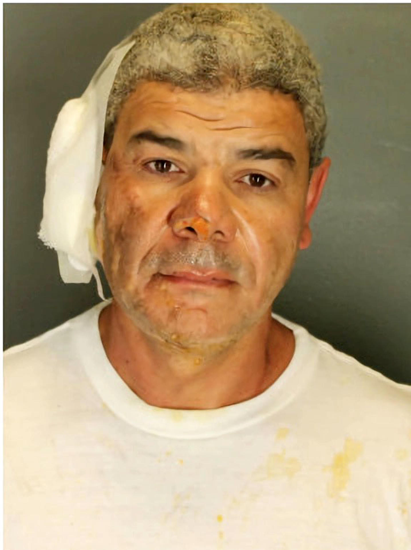 USA2896. BOULDER (ESTADOS UNIDOS), 02/06/2025.- Fotografía cedida por el Departamento de Policía de Boulder de Mohamed Sabry Soliman, de 45 años, acusado de un "delito de odio que involucra raza, religión u origen nacional, real o percibido". El autor de un ataque realizado en la víspera en Boulder, en el estado de Colorado, que hirió a ocho personas que participaban en un acto para pedir la liberación de rehenes de Hamás ha sido acusado este lunes formalmente de un delito de odio.  EFE/ Departamento de Policía de Boulder /SOLO USO EDITORIAL/NO VENTAS/SOLO DISPONIBLE PARA ILUSTRAR LA NOTICIA QUE ACOMPAÑA (CRÉDITO OBLIGATORIO)