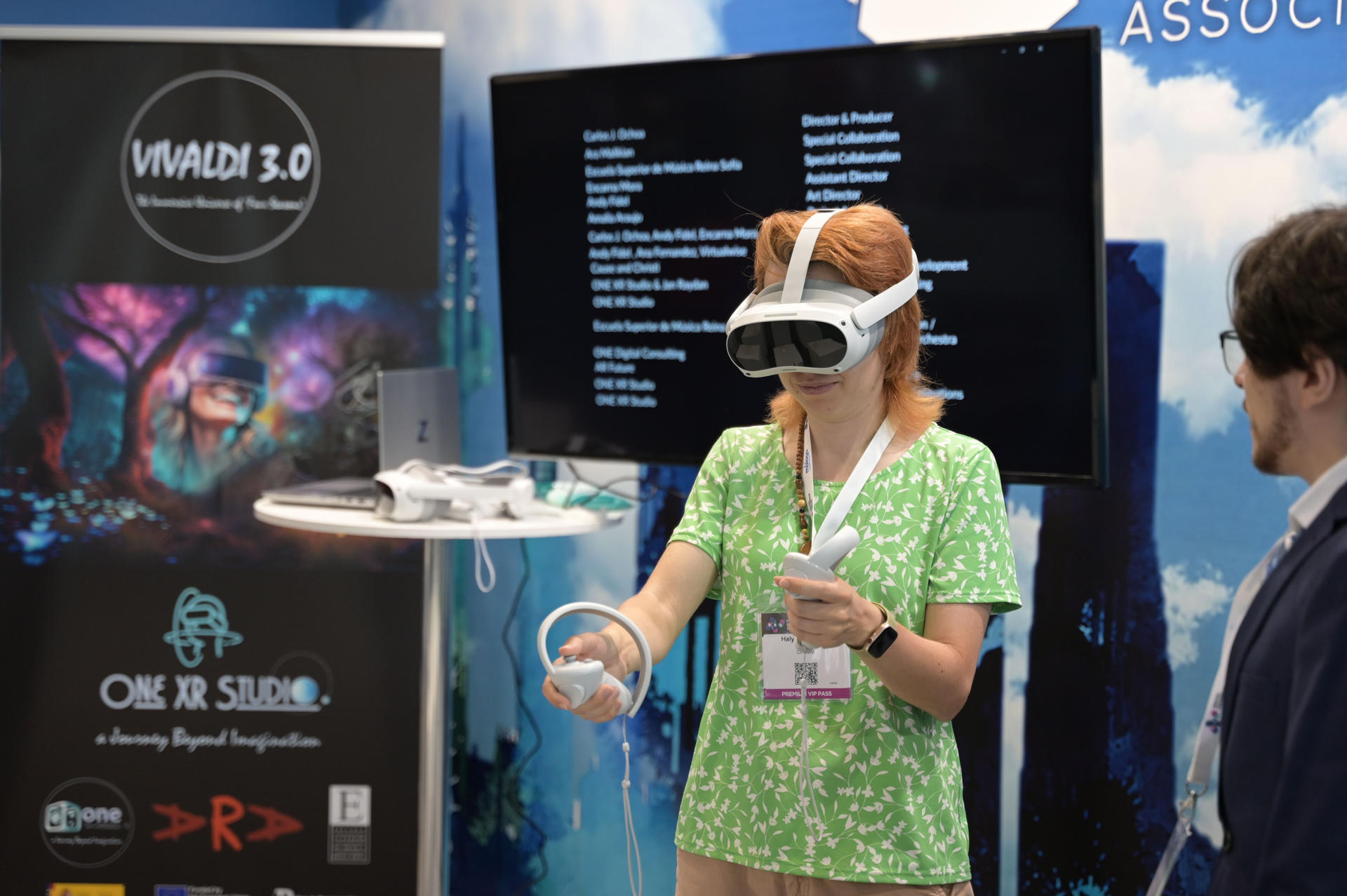 La inteligencia artificial 2.0, la colaboración entre humanos e IA y la computación cuántica serán los protagonistas de la novena edición del DES - Digital Enterprise Show 2025, el mayor evento de tecnologías exponenciales en Europa que se celebrará en el Palacio de Ferias y Congresos de Málaga del 10 al 12 de junio. DES2025, organizado por Nebext -empresa que colabora con EFE en la difusión de este contenido- reunirá a más de 400 firmas que mostrarán lo último en IA, ciberseguridad, datos, multicloud, blockchain, Realidad Extendida o IoT, junto a otras tecnologías clave, y espera superar para esta edición los 17.000 visitantes profesionales. EFE/Nebext -SOLO USO EDITORIAL/SOLO DISPONIBLE PARA ILUSTRAR LA NOTICIA QUE ACOMPAÑA (CRÉDITO OBLIGATORIO)-