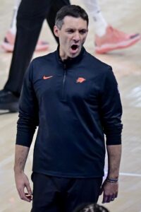 El entrenador de Oklahoma City Thunder, Mark Daigneault, afirmó este sábado que su equipo ya está listo para el segundo partido de las Finales, este domingo en Oklahoma City. EFE/EPA/MANUELA SOLDI