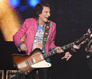 Imagen de archivo del mítico guitarrista de los Rolling Stones, Ronnie Wood. EFE/EPA/Daniel Dal Zennaro