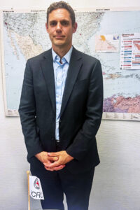 El Comité Internacional de la Cruz Roja (CICR) ha observado una degradación constante de la situación humanitaria en Colombia, la intensificación gradual de las hostilidades y la multiplicación y fragmentación de grupos armados que han aumentado su control sobre las comunidades y la población civil. "Y todo esto con una falta de respeto general de los principios del derecho humanitario internacional que gobierna justamente la conducta en conflictos", afirma en una entrevista con EFE el jefe de la delegación del CICR en Colombia, Patrick Hamilton, quien participa en la reunión anual de responsables nacionales de esta organización en su sede de Ginebra.- EFE/ Isabel Saco