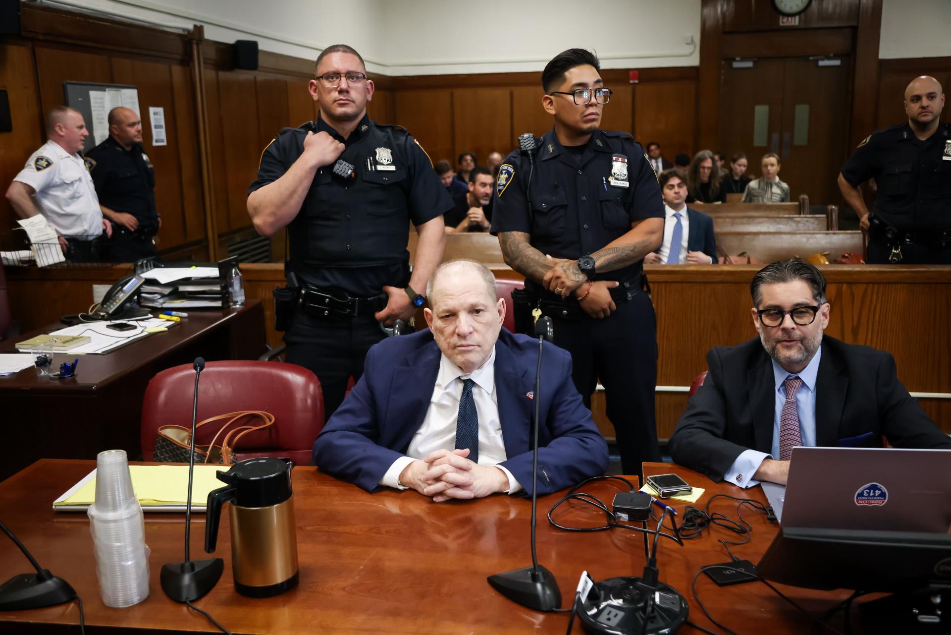 El exproductor de cine Harvey Weinstein aparece en la sala del tribunal, en Manhattan, Nueva York, EE.UU., el 10 de junio de 2025. EFE/Michael Nagle/Bloomberg / POOL