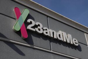 Fotografía de archivo que muestra el exterior de las oficinas de la empresa biotecnológica 23andMe en San Francisco (EE. UU.). EFE/EPA/GEORGE NIKITIN