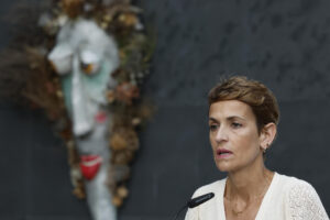 Imagen de archivo (19/06/2025) de la presidenta del Gobierno de Navarra y secretaria general del PSN, María Chivite.
EFE/ Jesús Diges