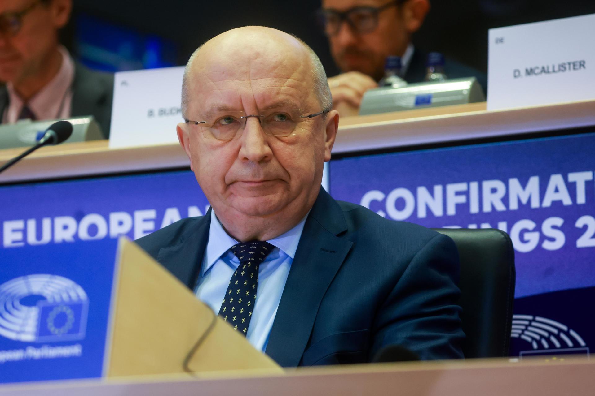 En una imagen de archivo, el comisario europeo de Defensa y Espacio, Andrius Kubilius. EFE/EPA/OLIVIER HOSLET