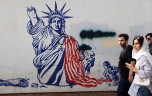 Imagen de un dia cualquiera en las calles de Teherán . EFE/EPA/ABEDIN TAHERKENAREH